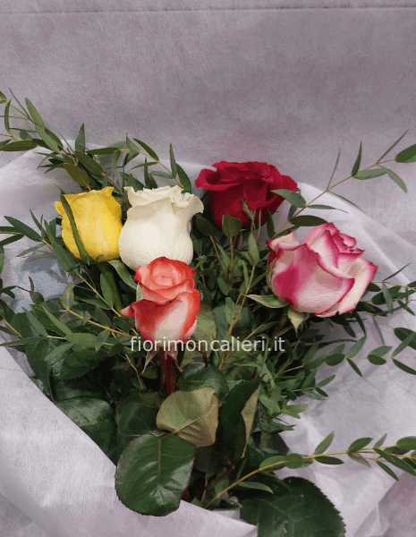 Mazzo  rose mix color secondo la disponibilità